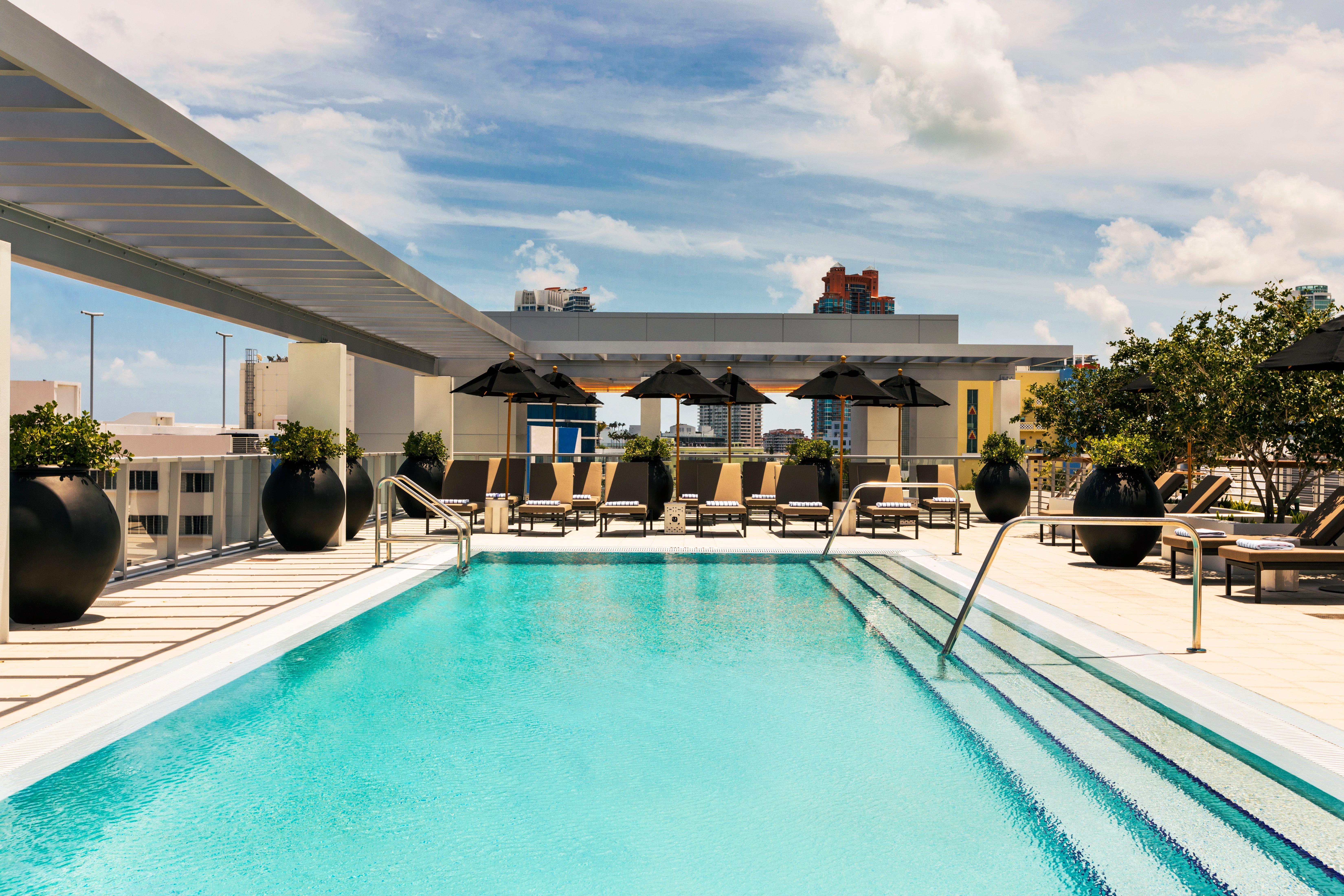 Kimpton Angler'S Hotel South Beach By Ihg Μαϊάμι Μπιτς Εξωτερικό φωτογραφία Rooftop pool at the W South Beach